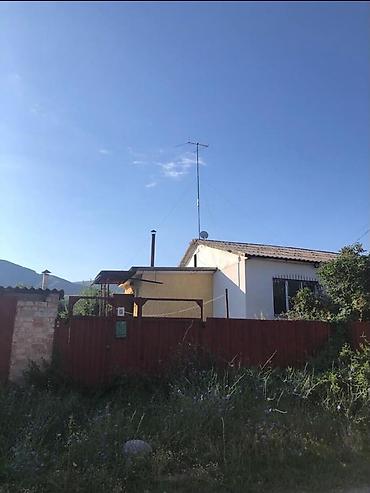 4 bedroom: Дом с участком. Одноэтажный, за кирпичным/профнастильным забором, с — 2
