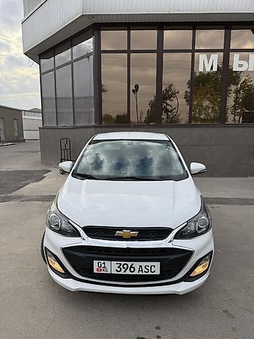 спарк в аренду: Chevrolet Spark: 2020 г., 1 л, Автомат, Бензин, Хэтчбэк — 2