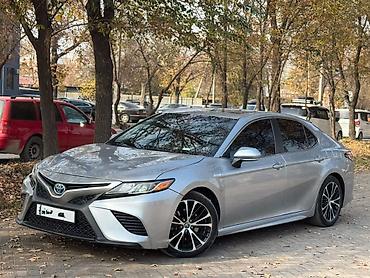 r19 camry: Toyota Camry: 2018 г., 2.5 л, Гибрид, Седан — 1