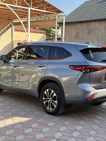 100: Toyota Highlander: 2022 г., 2.5 л, Автомат, Гибрид, Внедорожник — 4