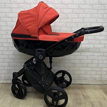 Коляски: Продаю детскую коляску от 0 до 5 лет.Производство:Англия🇬🇧 — 3