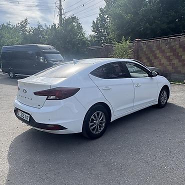 Hyundai: Hyundai Avante: 2019 г., 1.6 л, Автомат, Бензин — 6