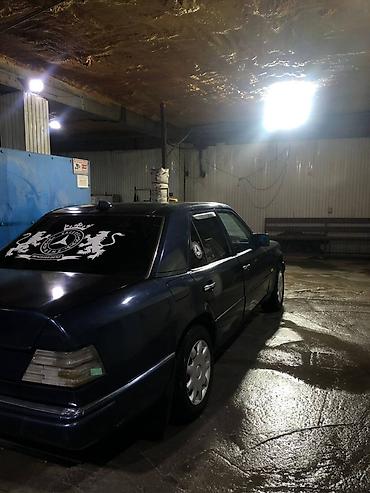 Mercedes-Benz E-Class: 1991 г., 2.3 л, Механика, Бензин, Седан