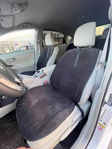 1: Toyota Prius: 2013 г., 1.8 л, Гибрид, Хэтчбэк — 3