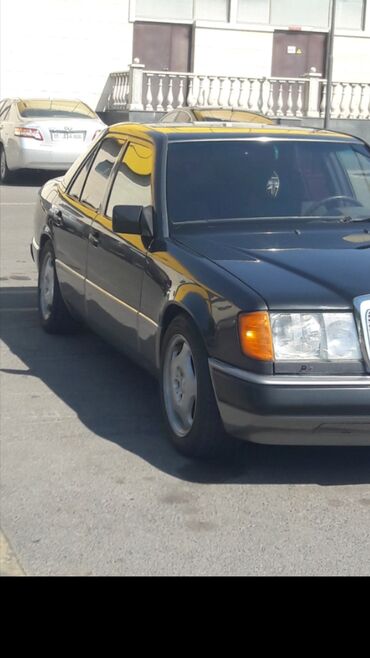 Mercedes-Benz: Mercedes-Benz W124: 1991 г., 2.6 л, Механика, Бензин, Седан — 3