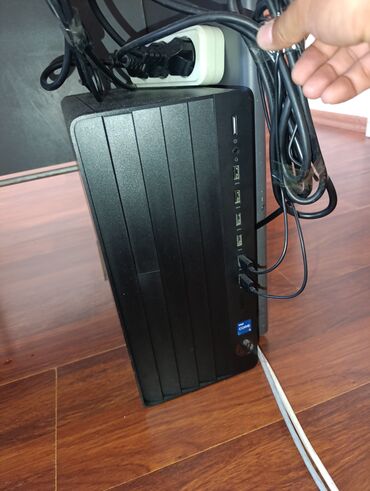 Masaüstü kompüterlər və iş stansiyaları: Processor Desktop HP pro tower 290 G9 corei5-12400/8GB RAM/512 gb — 8