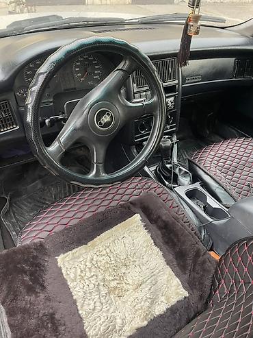 байд машина: Audi 80: 1994 г., 2 л, Кол менен иштөөчү, Бензин, Седан — 4