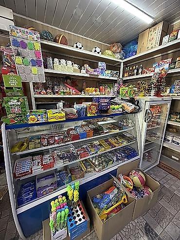 Тунгуч мкр Сдается магазин Площадь: 30м2 Отдельностоящий магазин С at lalafo.kg Тунгуч мкр Сдается магазин Площадь: 30м2 Отдельностоящий магазин С