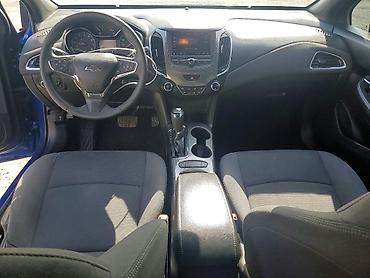 2019 cruze: Chevrolet Cruze: 1.4 l | 2019 il 23000 km Sedan — 5