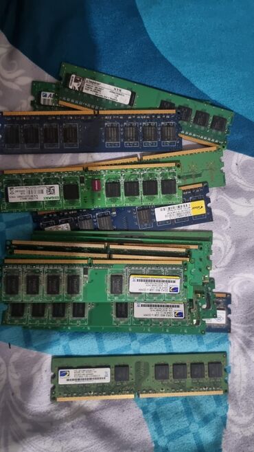 ddr3 4 gb ram: Оперативная память (RAM) Kingston, < 1 ГБ, < 1333 МГц, DDR2, Для ПК, Б/у