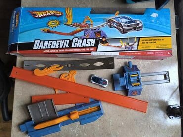 большой трактор игрушечный: HotWheels хотвилс Оригинал. Набор с огромной трассой и одной машинкой