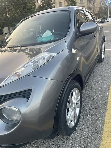 audi 6: Nissan Juke: 1.6 l | 2012 il Krossover — 3