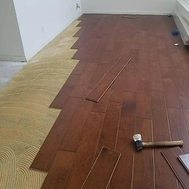 Döşəmə işləri: 🤝Salam əleykum 👉Laminat parket plintus ustası, keyfiyyətli və səliqəli — 8