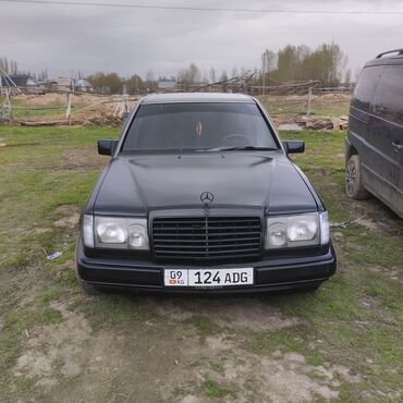 Продажа авто: Mercedes-Benz : 1990 г., 2 л, Механика, Бензин, Седан
