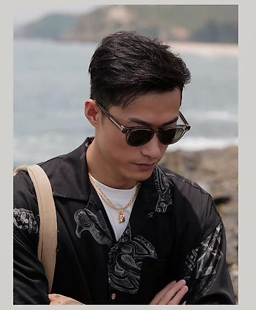 Солнцезащитные очки: Солнцезащитные очки Unbent. Новые. • Материал: Оправа из итальянского — 12