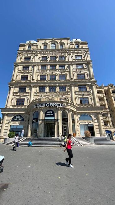 Ofislər: ELAN1 Arakəsməli Ofis (80 kvm) Qiymət: 31,35 AZN / 1 m² (ƏDV-siz) — — 1