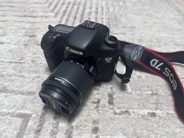 canon 6d mark 2 цена в бишкеке: Продаю фотоаппарат Canon 7d в отличном состоянии. Почти не