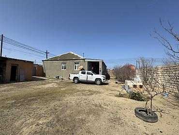Daşınmaz əmlak: 4 otaqlı, 120 kv. m, Orta təmir — 1