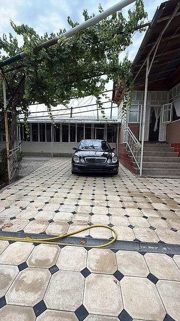 ромашки на мерс: Mercedes-Benz E-Class: 2004 г., Седан — 4