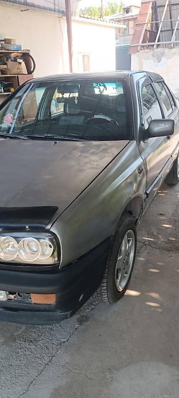 audi 100 c 4: Volkswagen Vento: 1992 г., 1.8 л, Механика, Седан — 1