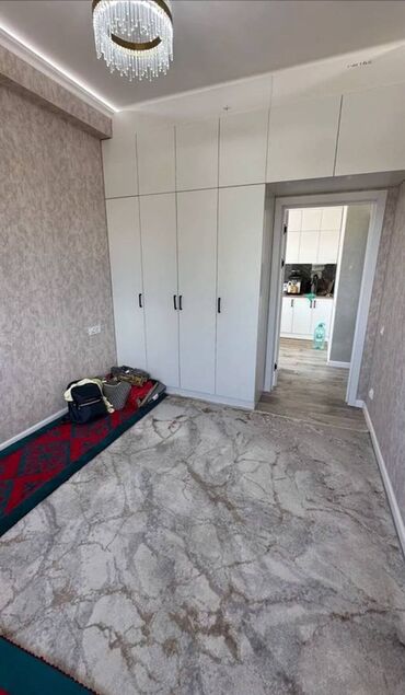 сдаю квартиру 2х ком в бишкеке район пишпек: 2 комнаты, 40 м², Элитка, 3 этаж, Евроремонт