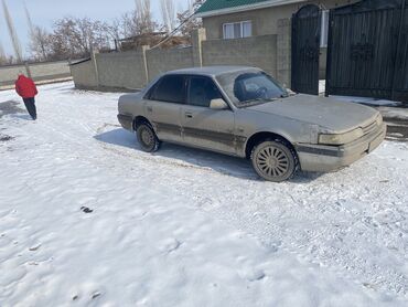 Mazda: Mazda 2: 1989 г., 2 л, Manual, Petrol, Седан