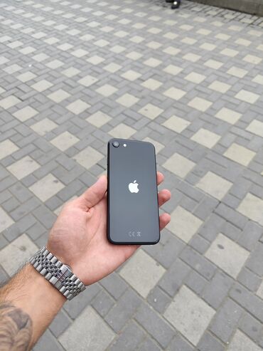 Apple iPhone: IPhone SE 2020, 64 GB, Black Titanium, Barmaq izi