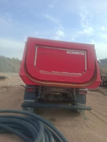 Коммерческий транспорт: Самосвальный полуприцеп Schmitz Cargobull. Трёхосный полуприцеп в — 2