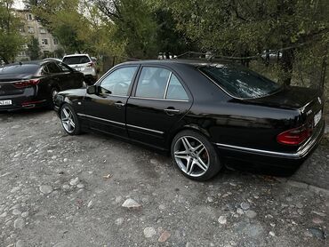 Mercedes-Benz: Mercedes-Benz E-Class: 1998 г., 5.5 л, Автомат, Бензин, Седан