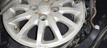 диск на форестер: Куйма Дисктер R 15 Комплект, тешиктери - 4, Колдонулган lalafo.kg да диск на форестер: Куйма Дисктер R 15 Комплект, тешиктери - 4, Колдонулган