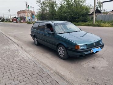 volkswagen 2001: Volkswagen Passat: 1990 г., 1.8 л, Механика, Бензин, Универсал