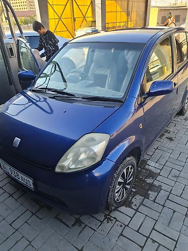 Toyota Passo: 2005 г., 1 л, Автомат, Бензин, Хэтчбэк at lalafo.kg Toyota Passo: 2005 г., 1 л, Автомат, Бензин, Хэтчбэк