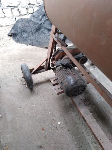 Beton qarışdıranlar: Elektrik mühərrikli qarışdırıcı/baraban tipli sənaye mikseri - Güclü — 1