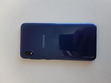 iphono 3: Samsung A10, 32 GB