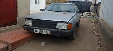 man fura: Audi 100: 1990 г., 0.2 л, Механика, Бензин, Седан — 1