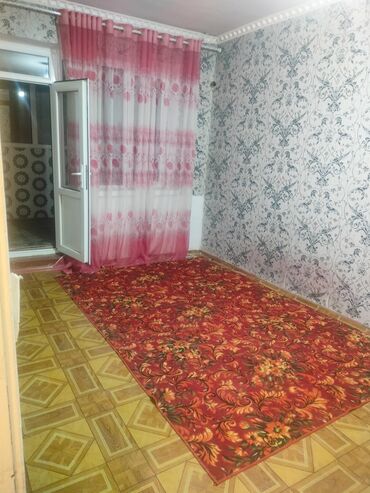 продам квартиру 3: 1 комната, 30 м², 2 этаж