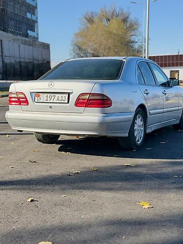 50 000: Mercedes-Benz E-Class: 2000 г., 2 л, Механика, Бензин, Седан — 2