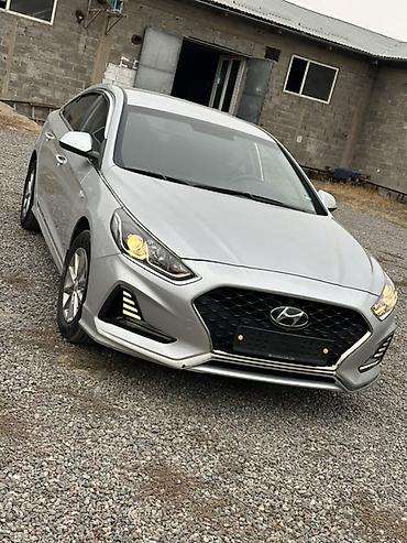 Hyundai Sonata: 2021 г., 2 л, Автомат, Газ, Седан