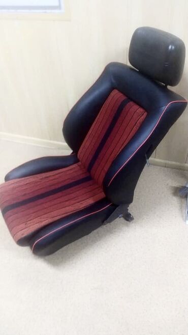 Volkswagen: Volkswagen Golf: 1982 г., 1.3 л, Механика, Бензин, Хэтчбэк — 6