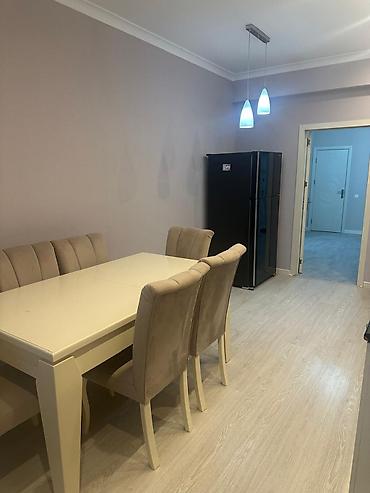 Mənzillər: 2 otaqlı, Yeni tikili, 93 kv. m — 3