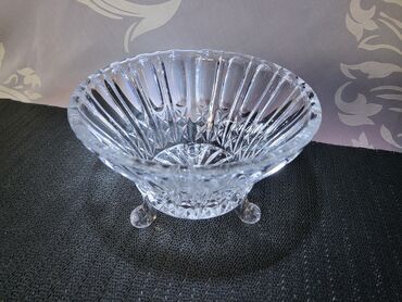 Ostalo posuđe: Bombonijera nova kristal Zajecar 70te. Kristalna bombonijera,na tri na lalafo.rs — 2 Ostalo posuđe: Bombonijera nova kristal Zajecar 70te. Kristalna bombonijera,na tri — 2