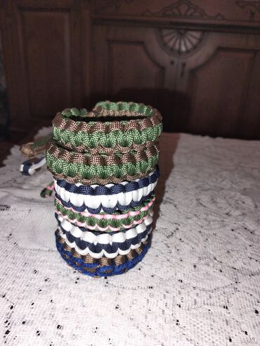 Bilərziklər: Parakord bilərziklər – əl işi Məhsul təsviri: - Yüksək keyfiyyətli — 1