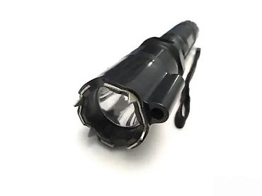 spica ruma: Baterijska led lampa sa laserom 288 NOVO. Opis proizvoda: CREE LED — 2