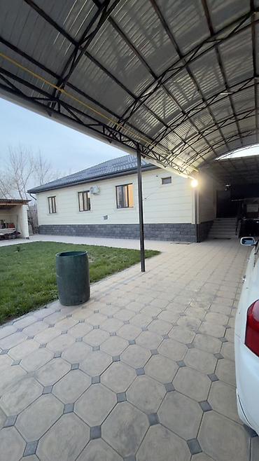 Продажа коттеджей и домов: Продаётся частный дом с благоустроенным двором. В Новопавловке 150 at lalafo.kg — 8 Продажа коттеджей и домов: Продаётся частный дом с благоустроенным двором. В Новопавловке 150 — 8