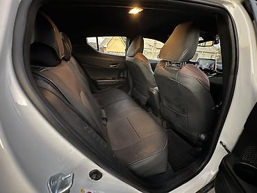 belarus 892 2: Toyota C-HR: 2019 г., 2 л, Вариатор, Бензин — 9