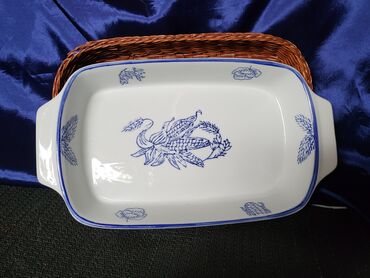 Činije: Porcelanska vintaz posuda sa korpom. Posuda perfektna sve na njoj — 1