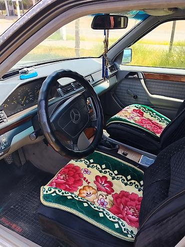 Mercedes-Benz W124: 1993 г., 2 л, Механика, Бензин, Седан at lalafo.kg — 6 Mercedes-Benz W124: 1993 г., 2 л, Механика, Бензин, Седан — 6