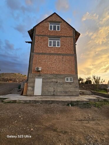 квартира баткен базар: Дом, 350 м², 8 комнат, Собственник, Евроремонт