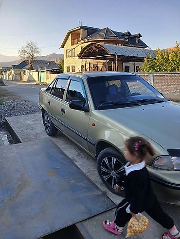 к5 зеркало: Daewoo Nexia: 2008 г., 1.6 л, Механика, Бензин, Седан — 4