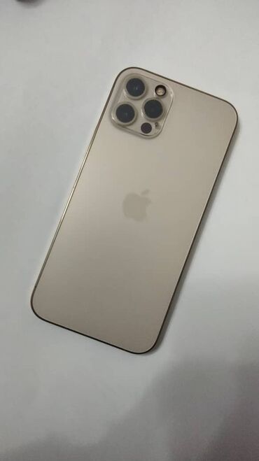 Apple iPhone: IPhone 12 Pro, Б/у, 128 ГБ, Белый, Защитное стекло, Чехол, 81 %